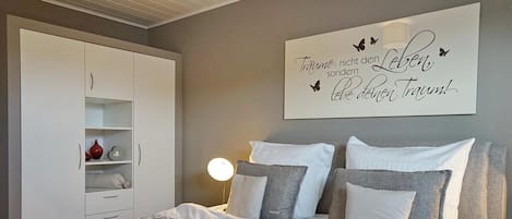 1 chambre, fer et planche Ă repasser, Wi-Fi gratuit