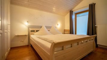 3 Schlafzimmer, Reisekinderbett, kostenloses WLAN