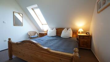 3 bedrooms, travel crib, free WiFi