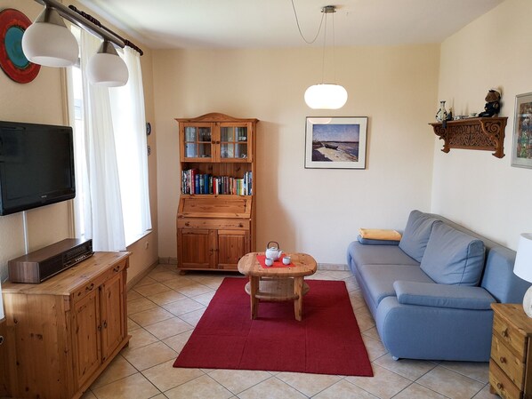 TV, ping pong, stereo - Wohnung Farrenkopf in Hafennähe (Büsum)
