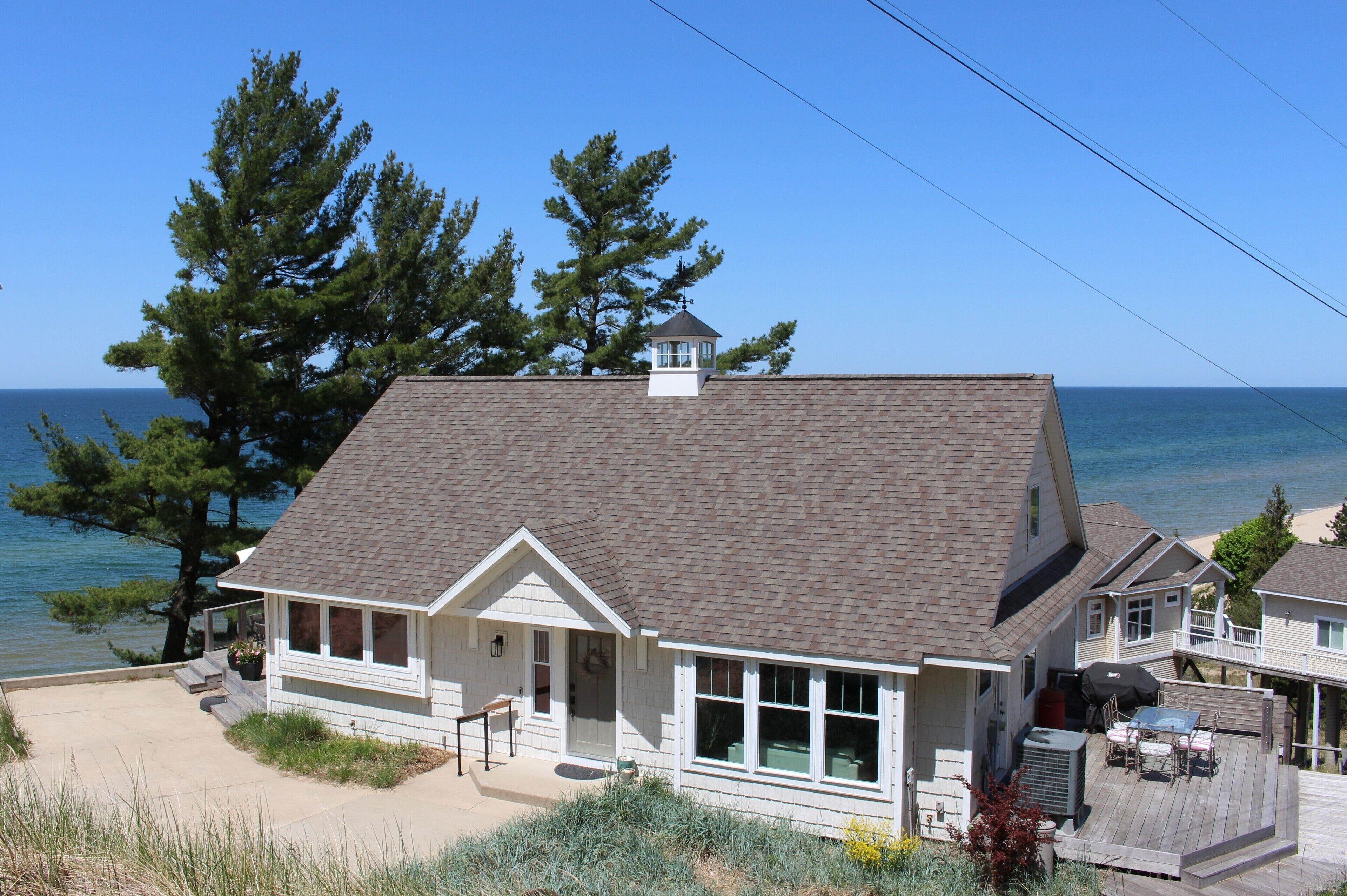 Beach Front Property, Amazing views
