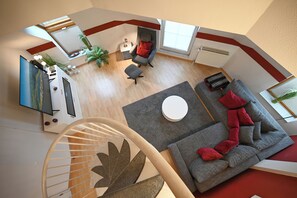 Tv, dvd-afspiller, stereoanlæg