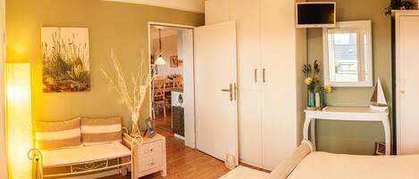 1 habitación, tabla de planchar con plancha y wifi gratis