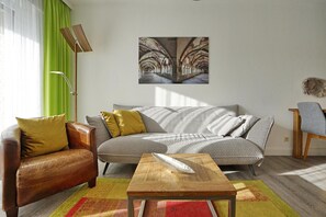 TV, stereo - Haus Dock 72 in Ruhiger Lage (Büsum)