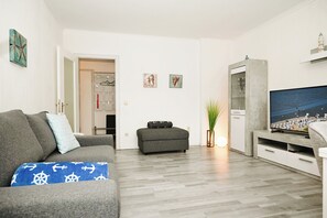 Fernseher, Stereoanlage