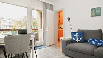 Fernseher, Stereoanlage