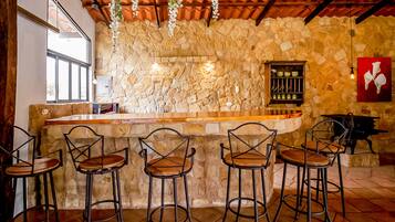 Bar (in der Unterkunft)