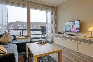 Télévision, chaîne hi-fi