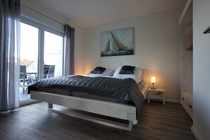 2 Schlafzimmer, Reisekinderbett, kostenloses WLAN