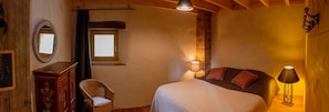 5 habitaciones, wifi y ropa de cama 