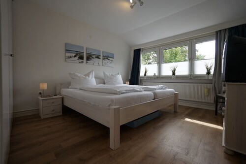 Ferienhaus Wiesenblick im Erlengrund mit Schönem Garten und Terrasse