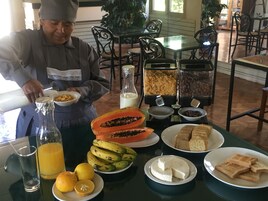 Desayuno completo incluido todos los días 