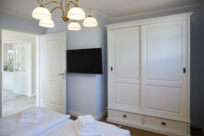 1 quarto, berço de viagem, Wi-Fi de cortesia, roupa de cama
