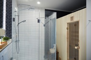Shower, hair dryer, towels - House Daglind Apartment 1 with sauna and beautiful terrace (Büsum)