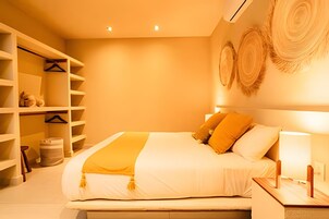 Apartment | In-room safe, free WiFi, bed sheets