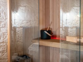 独特套房 | 意大利 Frette 床单、高档床上用品、羽绒被、加厚床垫