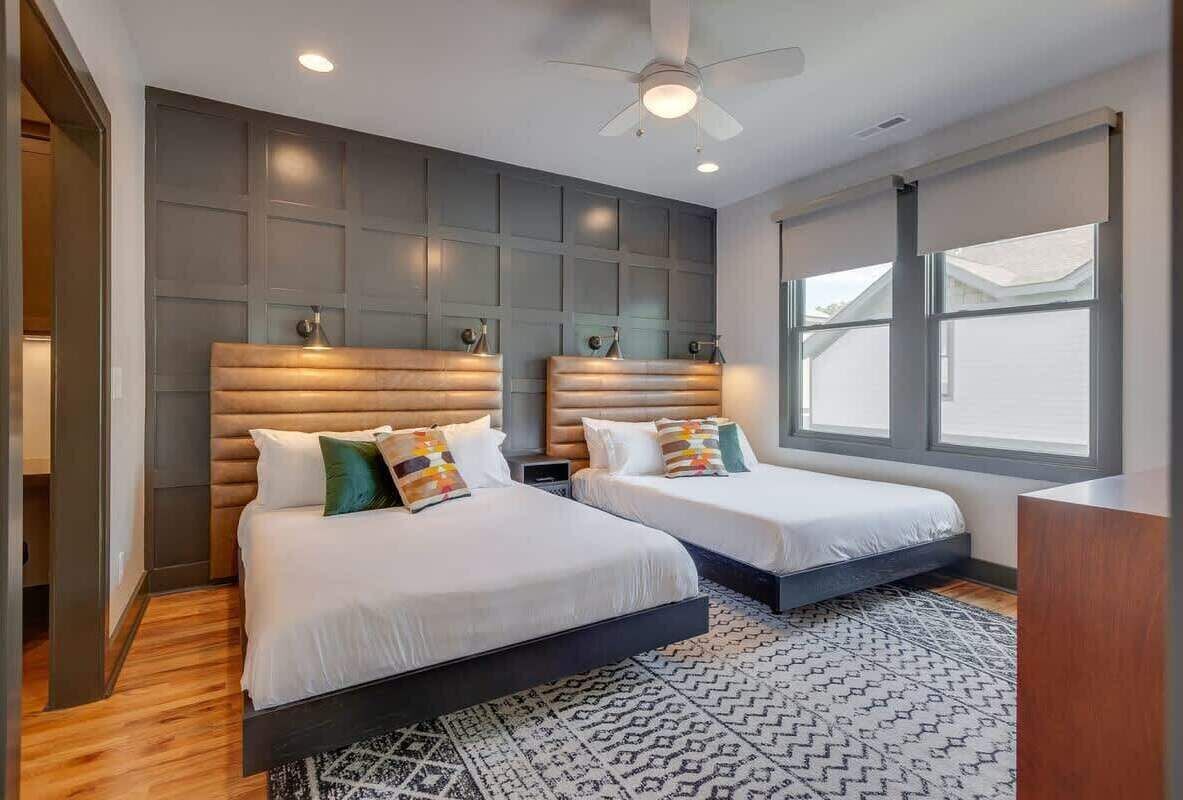 6 chambres, bureau, fer et planche à repasser, Wi-Fi