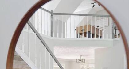 4 Bedroom Sleeps 10 with Huge Outdoor Space