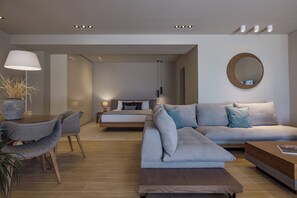 Master Suite | Soundproofing, free WiFi, bed sheets - El mar Naxos  (Naxos)