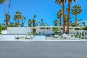 Exterior - Midcentury Masterpiece in Deepwell Estates - Pool and View (Palm Springs)