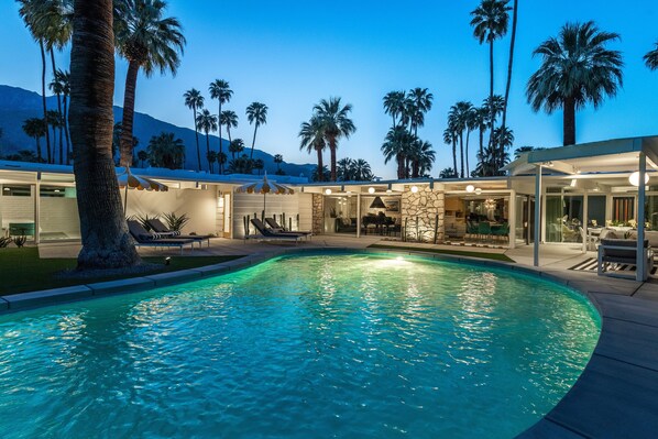 Outdoor pool, a heated pool - Midcentury Masterpiece in Deepwell Estates - Pool and View (Palm Springs)