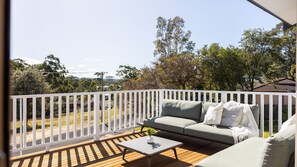 Property grounds - Coastal, Pet-Friendly Luxe (Narrawallee)