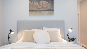 4 bedrooms, iron/ironing board, travel cot, free WiFi