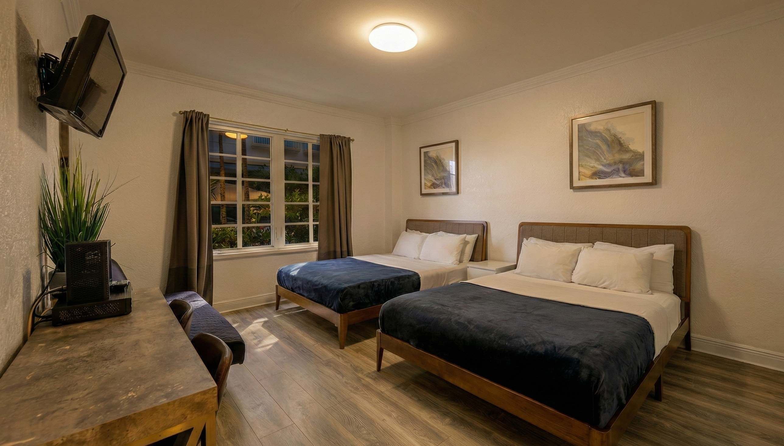 Iron/ironing board, free WiFi, bed sheets