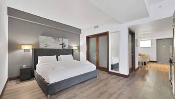 Fer et planche Ă repasser, Wi-Fi gratuit, draps fournis