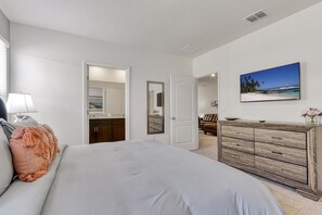 6 bedrooms, iron/ironing board, travel cot, WiFi