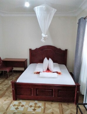 5 chambres, Wi-Fi, draps fournis