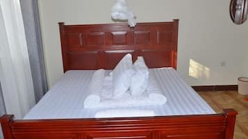 5 chambres, Wi-Fi, draps fournis