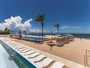 Pool - Aria Ocean beach and mountain 715 QueridaEstancia (Nuevo Vallarta)