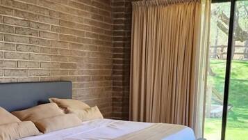 4 chambres, fer et planche Ă  repasser, Wi-Fi, draps fournis
