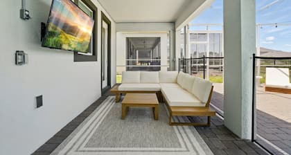 7 Bed | 5 Bath Deluxe Villa w/ Gamesroom & Pool 9324Sommer