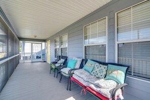 Terrace/patio - Stables & Indoor Pool Access: Lecanto Retreat! (Lecanto)