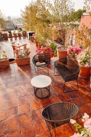 Café da manhã continental grátis todos os dias