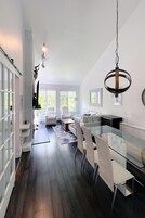 Croissant des Soleils - 1069 | 客房内用餐