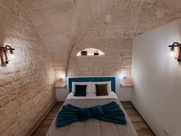 1 bedroom, soundproofing, iron/ironing board, free WiFi