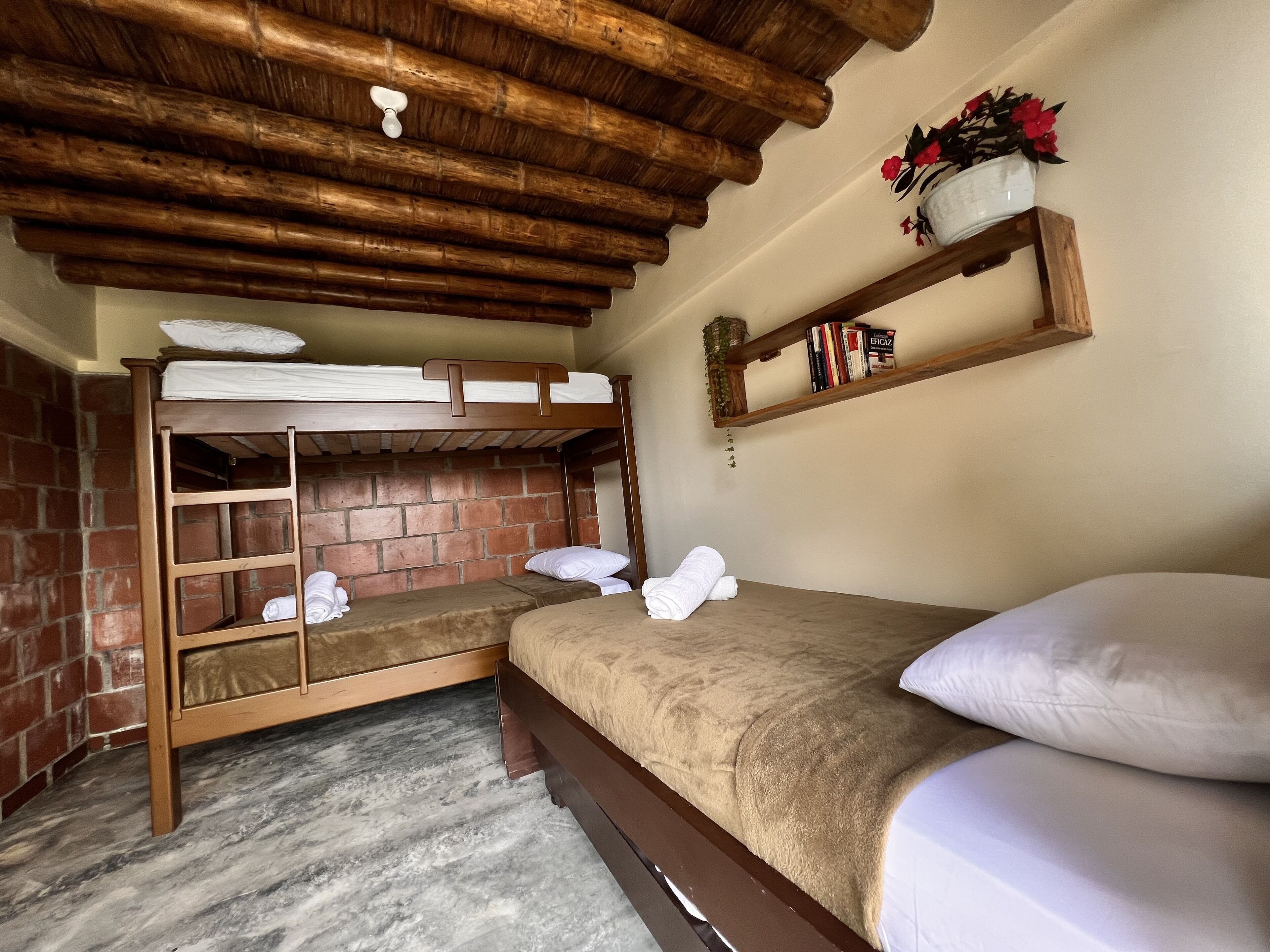 1 多间卧室、WiFi、床单