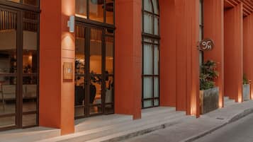Entrée de l’hébergement