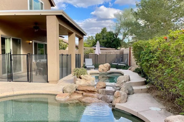 Piscina externa, piscina aquecida