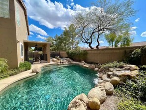 Piscine extérieure, piscine chauffée