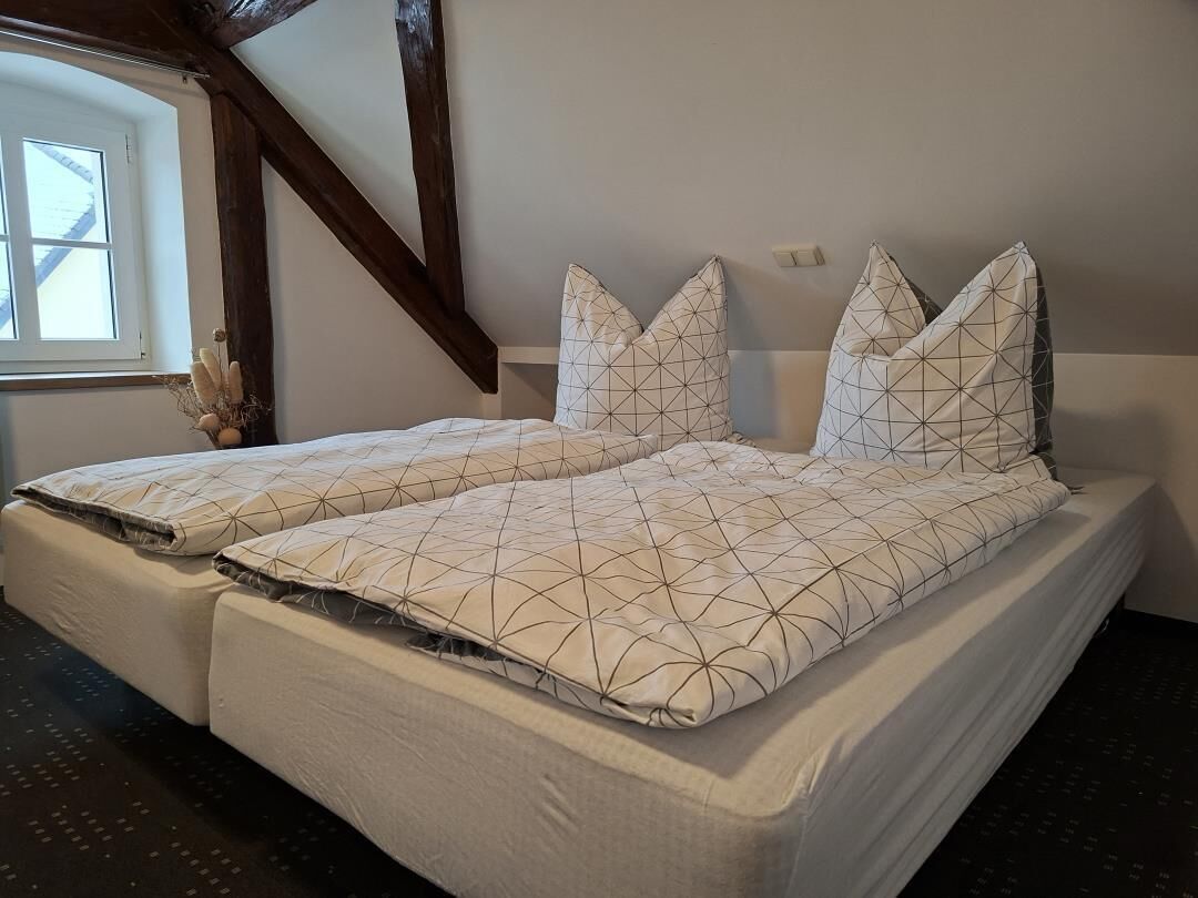 3 habitaciones, cunas, wifi gratis y ropa de cama 