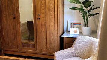 2 bedrooms, free WiFi