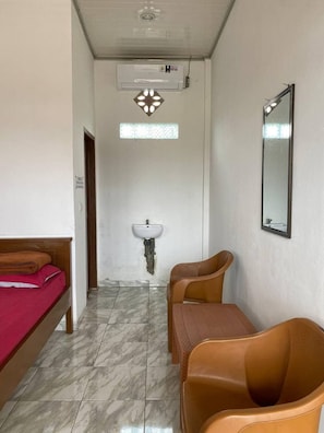 Room - Putih Salju Homestay Syariah (Indralaya)