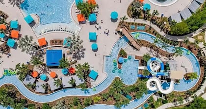 Spectacular! 9 Bedroom Disney & Universal Themed Home - Private Pool & Spa