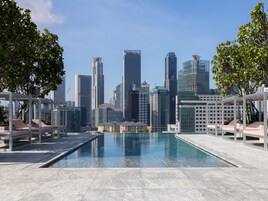 Outdoor pool, cabanas (surcharge)
