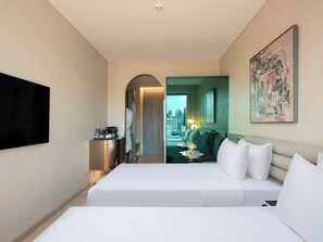 1 bedroom, minibar, in-room safe, desk