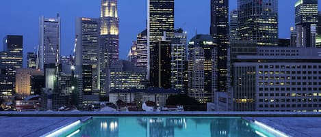 Outdoor pool, pool cabanas (surcharge)